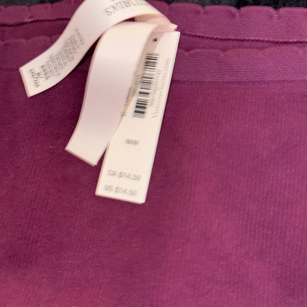 SEAMLESS
Seamless High-Leg Brief Panty‎ - Picture 3 of 3
